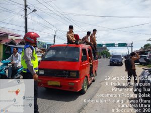 Polres Tapsel Tindak Tegas Angkutan Umum yang Melanggar Aturan Lalu Lintas
