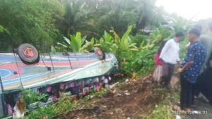 Bus ALS Terjun ke Lembah, Belasan Penumpang Terluka Satu Meninggal