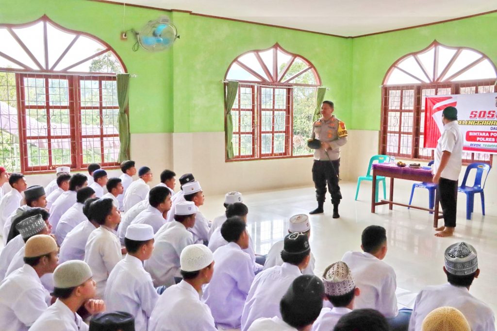Kapolres Padang Sidempuan : Santri Hafal 10 Jul Al Quran Silahkan Mendaftar Polri