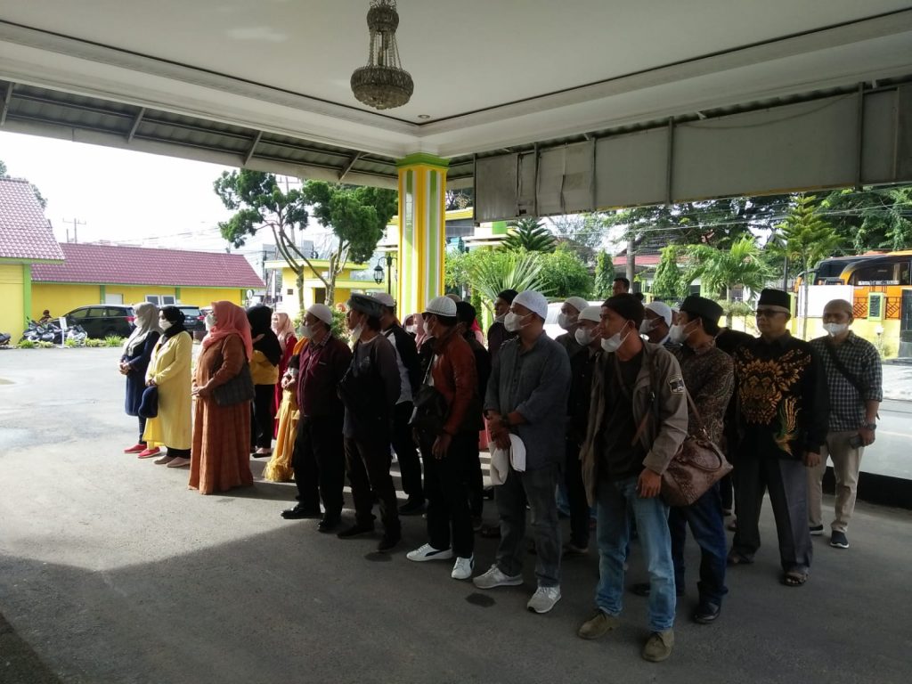 Majelis Thoriqoh Naqsabandiyah Tabagsel Berangkat Zikir Akbar ke Bengkulu
