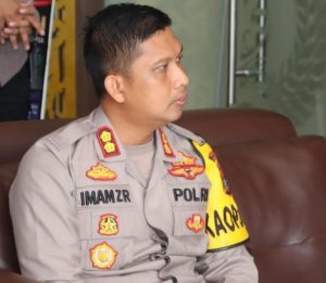 Ternyata Hanya Gara-gara Hal Sepele Ini yang Buat Pelajar di Tapsel Tega Tendang Ibu Paruh Baya ODGJ