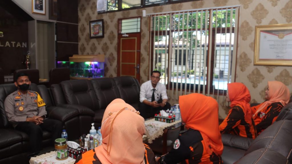 Terima Audiensi DPC Srikandi PP Tapsel, Kapolres : Semoga Beri Peran Positif