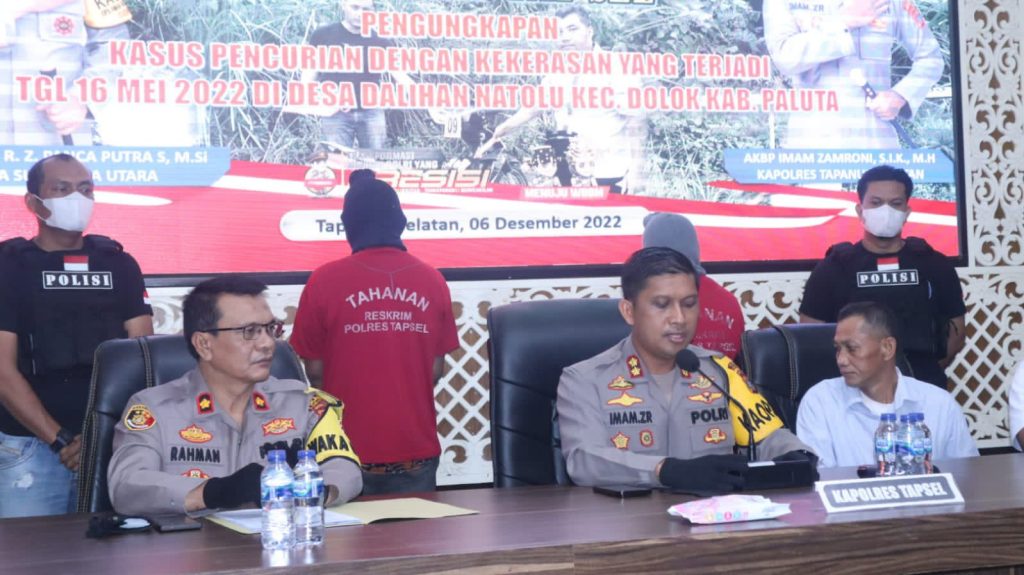 Polres Tapsel Menangkap Tiga Perampok Sadis di Paluta, Satu Masih Buron