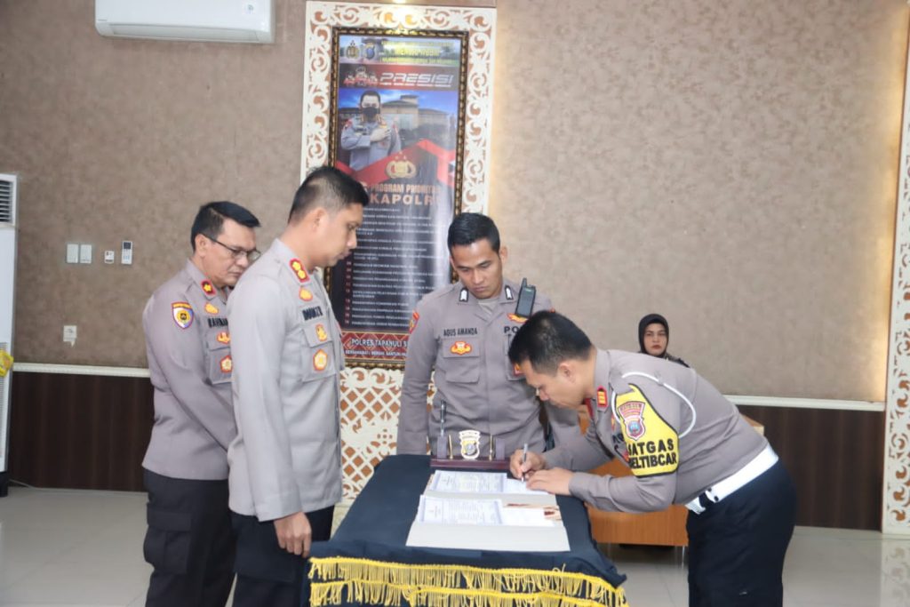 Kapolres Pimpin Penandatanganan Berita Acara Pendistribusian Anggaran di Jajaran Polres Tapsel