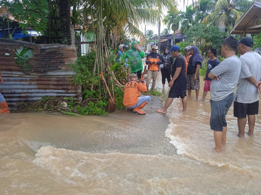 Komplek Padangsidimpuan Baru Tergenang Air, Ternyata Gara-gara Ini