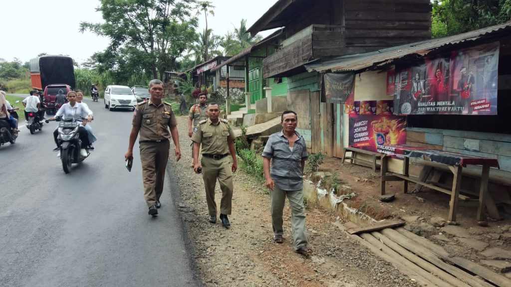 Diduga Jadi Tempat Prostitusi, Kasatpol PP Padangsidimpuan Terjunkan Personel ke Warung di Simirik