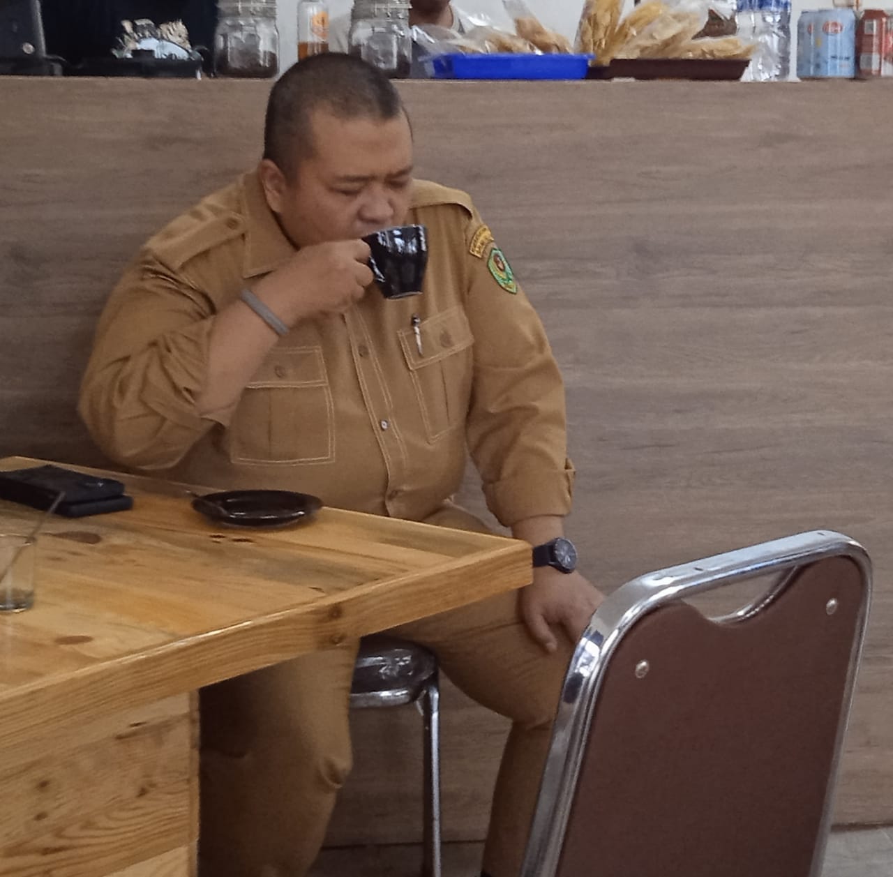 Bupati Tapsel Kunjungi Pusat BLK, Seruput Kopi Coklat Hasil Siswa Pelatihan