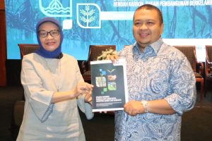 Bupati Tapsel Tampil Jadi Pembicara di Peluncuran Dokumen STRANAS, Ini Paparannya