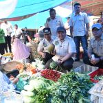Bupati Dolly di Poken Arba