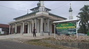 Usir Tempat Maksiat, Bhabinkamtibmas Polsek Batunadua Inisiasi Pendirian Masjid