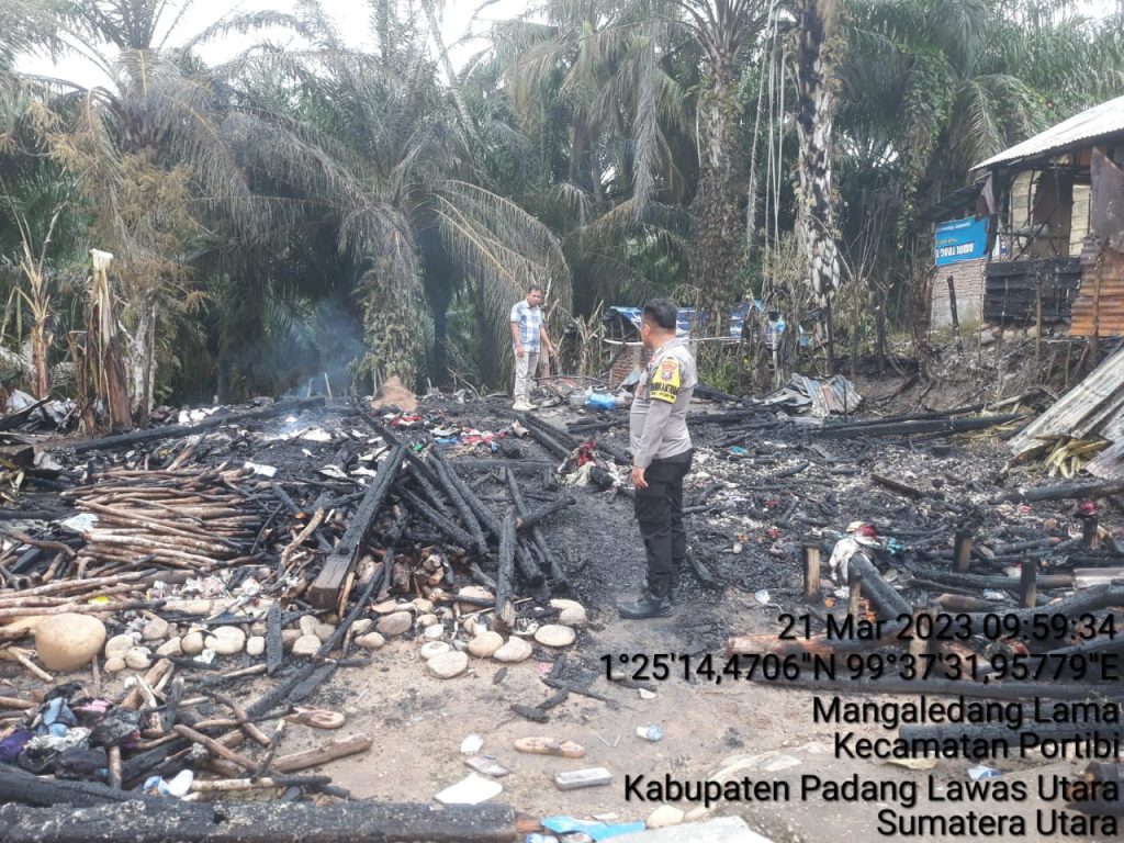 Nahas, Gara-gara Listrik Korslet Dua Rumah di Paluta Kebakaran   