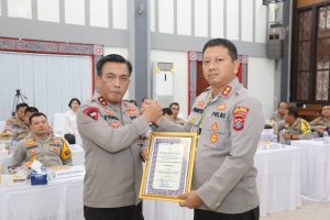 Berita Positif Terbanyak, Kapolres Padangsidimpuan Raih Penghargaan