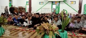 Bupati Tapsel Berbaur Dengan Ratusan Anak Yatim Piatu di Sipirok Saat Buka Puasa Bersama