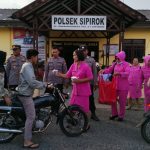 Polsek Sipirok Berbagi Takjil