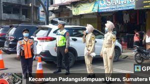 Kasat Lantas Turun Langsung Atur Lalu Lintas di Padangsidimpuan