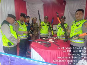 Polisi dan Satpol PP “Angkat Senjata” di Parsariran, Kenapa?