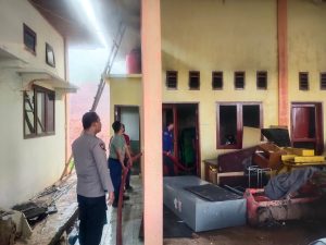 Gudang di Dinas Pertanian Paluta Terbakar
