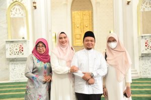 Usai Sholat Id, Bupati Tapsel Ucapkan Selamat Idul Fitri 1 Syawal 1444 Hijriah