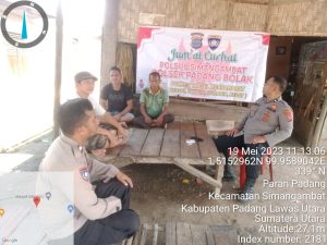 Di Warung, Polsubsektor Simangambat Tampung Curhat Warga