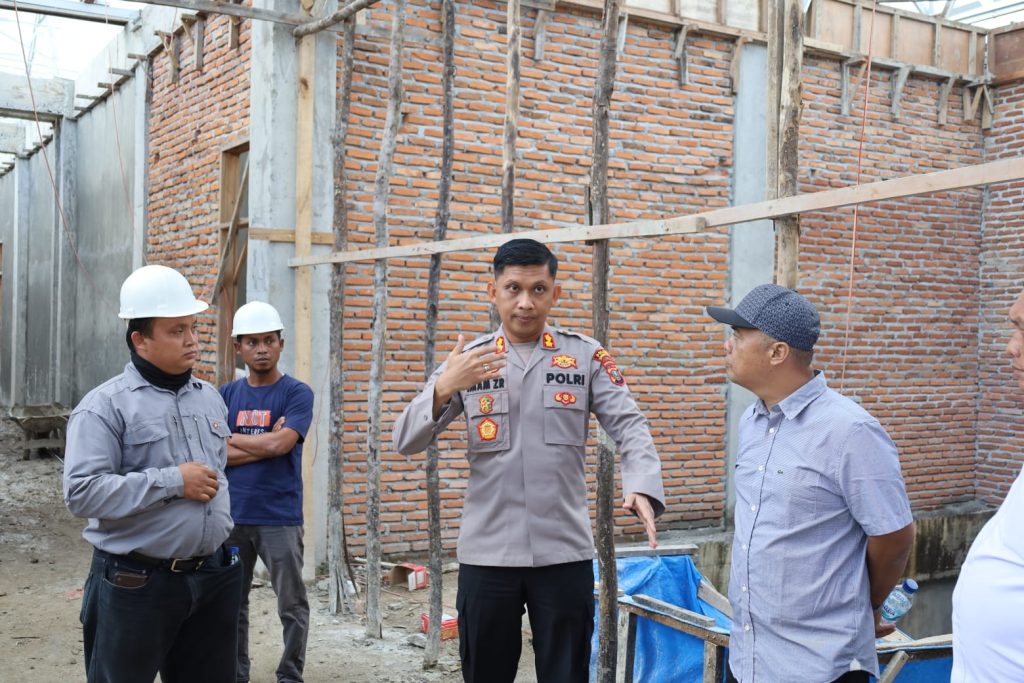 Kapolres Tinjau Pembangunan Markas Polres Tapsel   