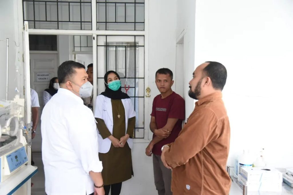 Bupati Dolly Upayakan Agar Bayi Dengan Kelainan Bawaan Lahir Ditangani Secara Maksimal