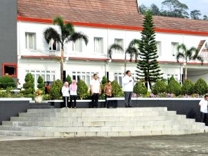 Pimpin Apel Pagi Gabungan, Bupati Tapsel Ajak PNS-ASN Sisihkan Rezeki Untuk Berkurban
