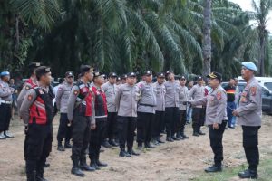 Pimpin Apel Persiapan Pam Waisak di Candi Bahal, Ini Pesan Kabag Ops Polres Tapsel