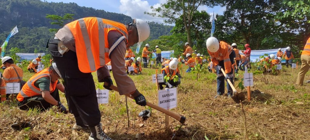 Polsek Batang Toru Ikuti Pembukaan Hari Lingkungan Hidup se-Dunia