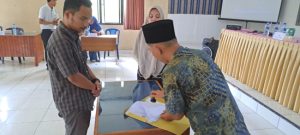 Agar Berjalan Tertib, Polsek Batang Toru Hadir di Rapat Rekapitulasi Daftar Pemilih Sementara Pemilu 2024