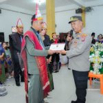 Kasat Binmas Polres Tapsel Beri Penghiburan atas Meninggalnya Purnawirawan