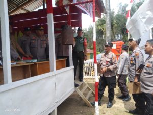 Polsek SD Hole Dampingi Tim Penilai Pos Kamling Polres Tapsel