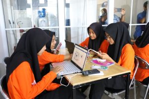 Bupati Dolly Sebut Akan Banyak Pemuda Tapsel Perkenalkan Produk Unggulan Melalui Digital Marketing