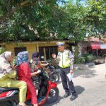 Pengendara Sepeda Motor Kena Tegur Pos Lantas Padang Bolak