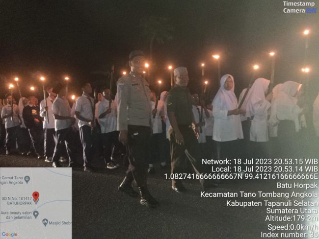 Polres Tapsel Pawai Obor Batang Angkola
