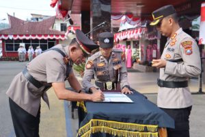 Ini Pesan Kapolres Tapsel ke Kapolsek Sipirok yang Baru Dilantik