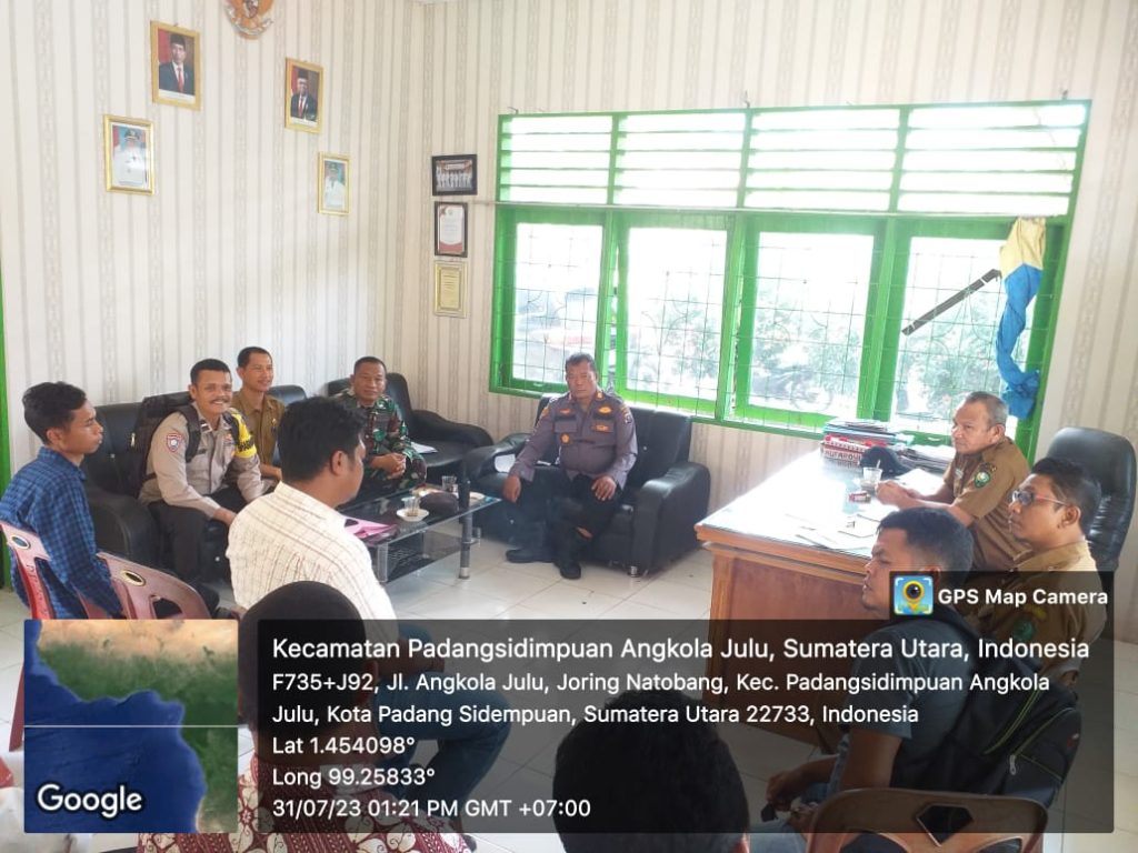 Hadiri Rapat Forkopimcam, Kapolsek Hutaimbaru : Mari Kita Jaga Persatuan dan Kesatuan