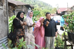 Bupati Dolly dan Ketua TP PKK Tapsel Beri Semangat Ke Para Kader Desa Binaan “Hatinya PKK”