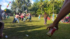 Jelang HUT RI ke-78, Emak-emak Desa Tabuyung Heboh Main Bola Dangdut