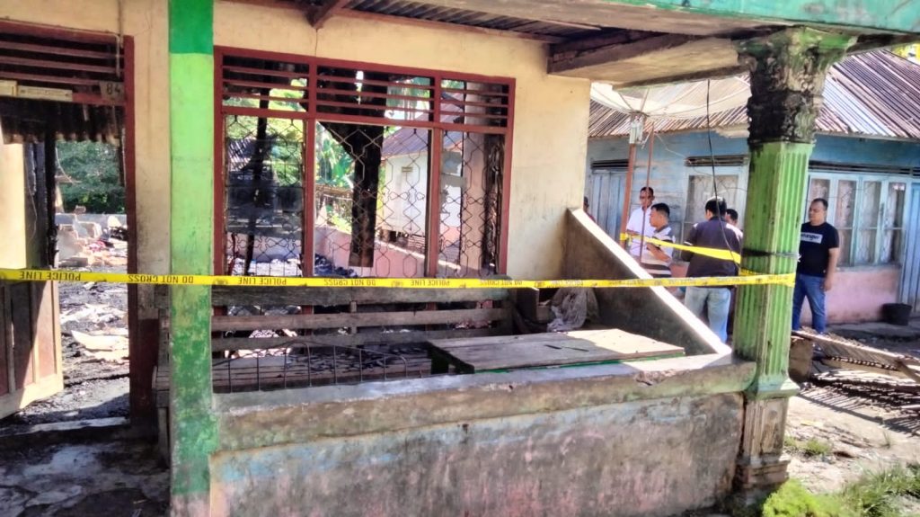 Lagi Tidur, Rumah Petani di Paluta Dilumat Api, 6 Orang Selamat dari Maut