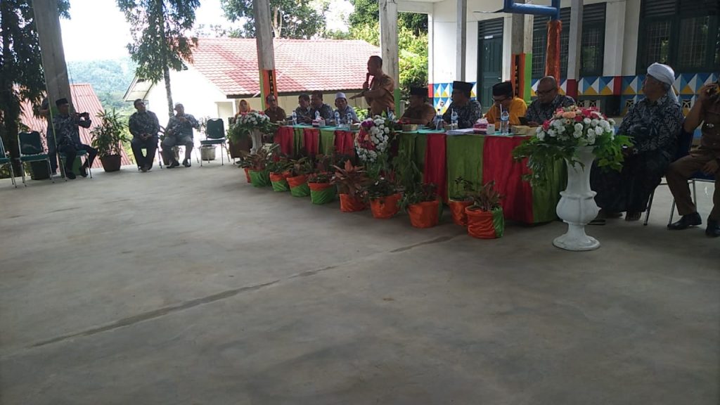 Jaga Kerukunan Umat Beragama, Polsek Batang Toru Ajak Pelajar SMA Negeri 1 Angkola Barat Bijak Gunakan Medsos