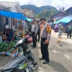 Pasar Kapolsek SD Hole Kamtibmas