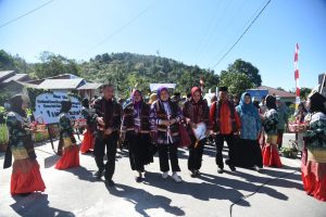 Masuki 7 Besar, Bupati Tapsel Harap Desa Aek Sabaon Dapat Raih Prestasi di Tingkat Provsu