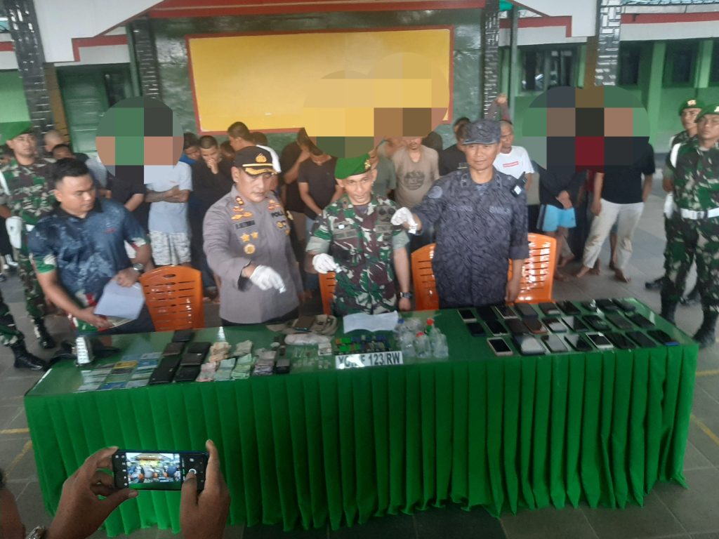 Amankan 28 Pria Pelaku Narkoba, Yonif 123/Rw Kolaborasi Penegakan Hukum dengan Polres Padangsidimpuan