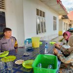 Sambang Rutin Cara Polsek SD Hole Jaga Silaturahmi dengan Masyarakat