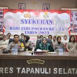 Syukuran HUT ke-75 Kapolres Tapsel Polwan