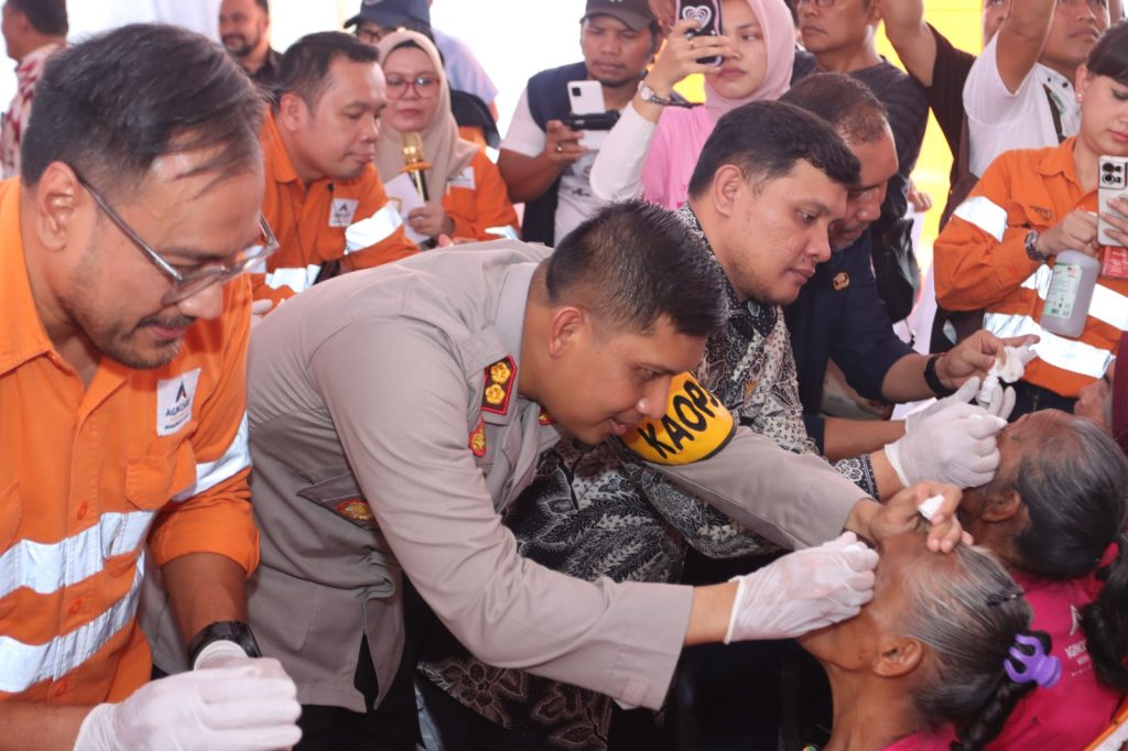 Gelar Operasi Katarak Gratis, Kapolres Tapsel Puji PT AR