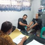 Penyidik Sat Resnarkoba Polres Tapsel menyerahkan AAS ke BNN guna proses Asesmen Medis