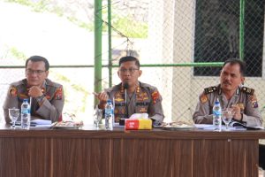 Bahas Potensi Kerawanan Pilkades Paluta, Kapolres Tapsel Pimpin Lat Pra Ops Mantap Huta Toba