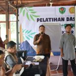 Para Petani Aktor Milenial Tapsel saat menerima pelatihan kewirausahaan dari Bapeltan Jambi dan Duta Petani Milenial yang sudah berhasil asal Bali