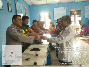 Saat Kawal Penyaluran BLT, Polsek Sipirok Beri Pesan Kamtibmas